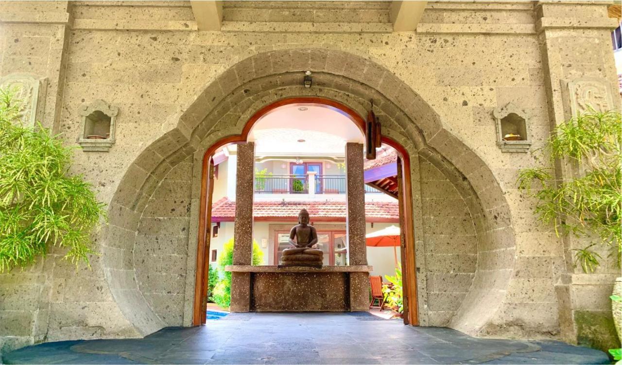 Villa Naga Maya Legian  Exterior photo