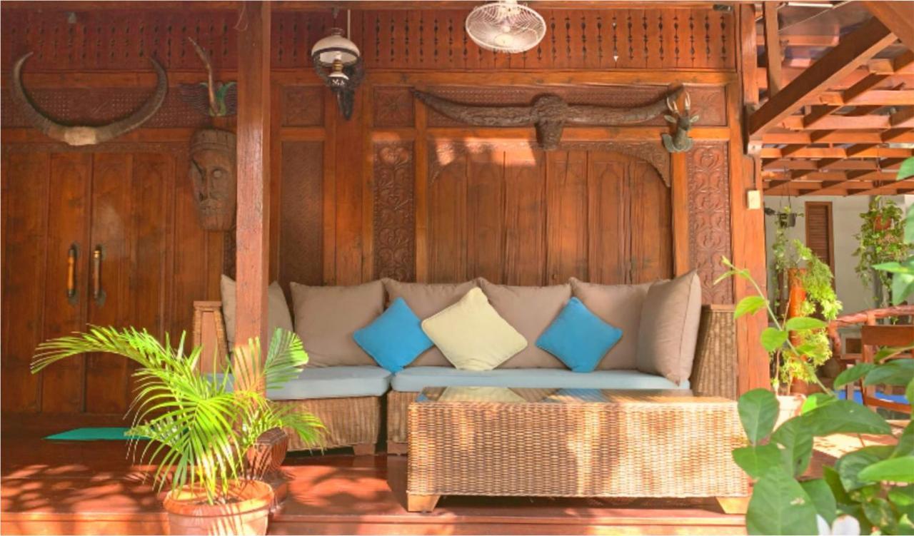 Villa Naga Maya Legian  Exterior photo