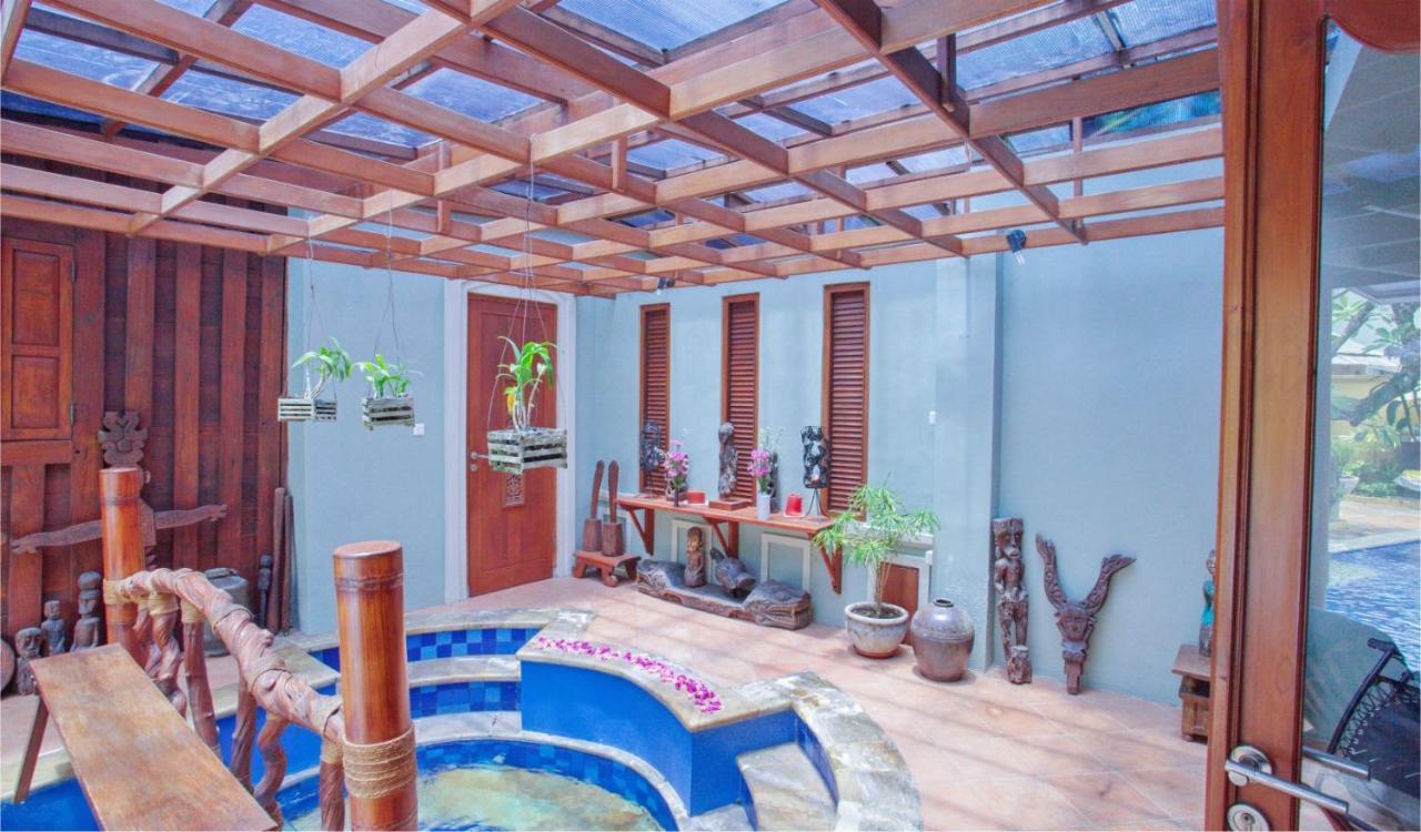 Villa Naga Maya Legian  Exterior photo